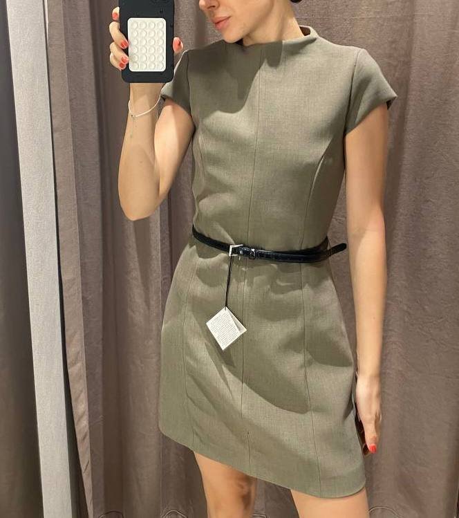 Платье Zara с ремнем S-XS