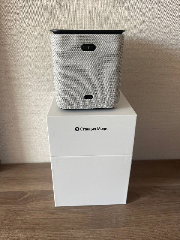 Яндекс колонка Станция Миди новая в коробке