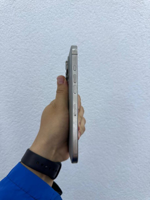 iPhone 16 Pro Max 256GB 4