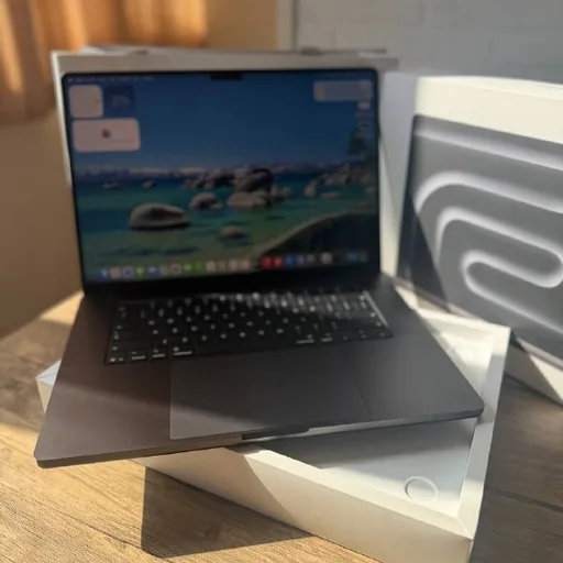 MacBook Pro 16 дюймов M5 Pro, 48 ГБ, 1 ТБ
