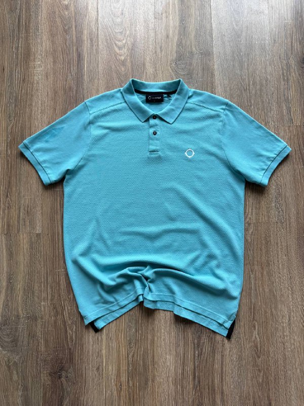 футболка Obey, джинсы Calvin Klein, кроссовки Nike Air Jordan 1 Low, худи Fred Perry, поло MA:STRUM, штаны-трансформеры Fjällräven, рубашка Mammut, брюки Napapijri, поло Versace 5