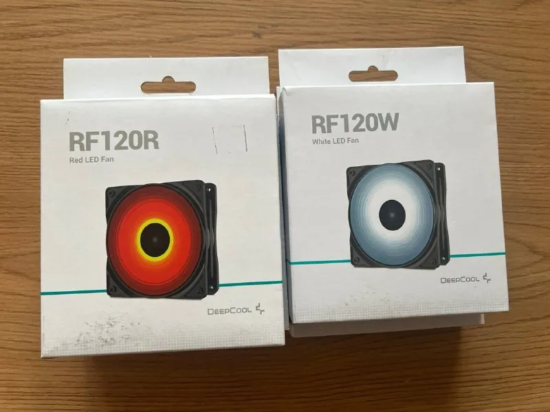RGB вентиляторы DeepCool RF120 красные и белые