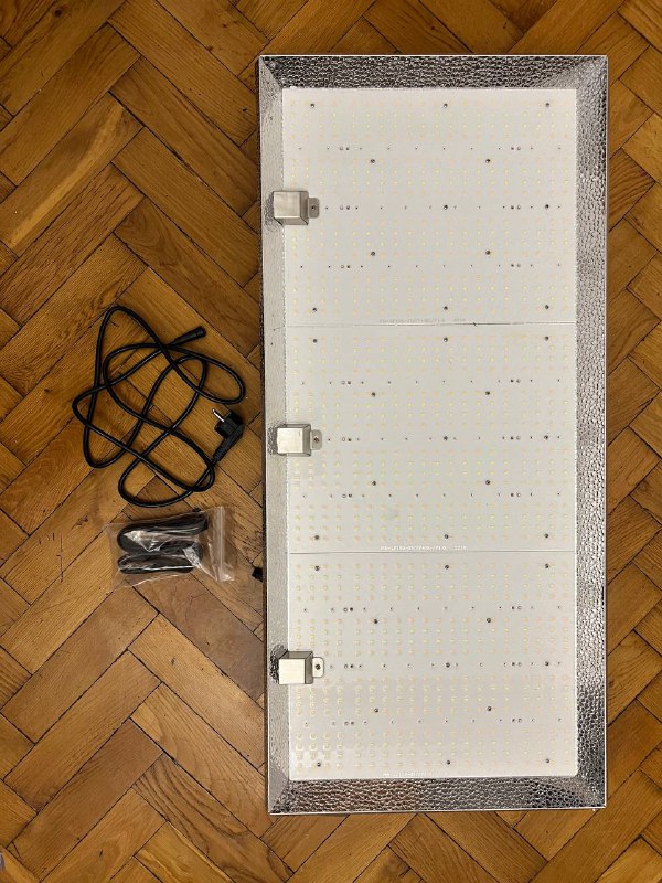 Grow Box, Full Spectrum LED, Ventilation, Carbon Filters Set 4