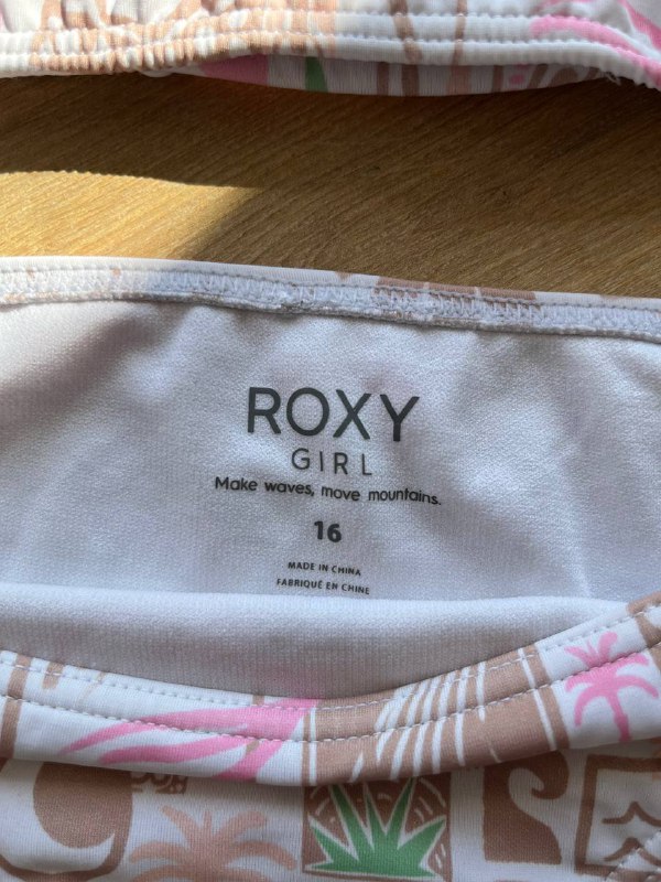 Шикарный купальник ROXY с майкой 3