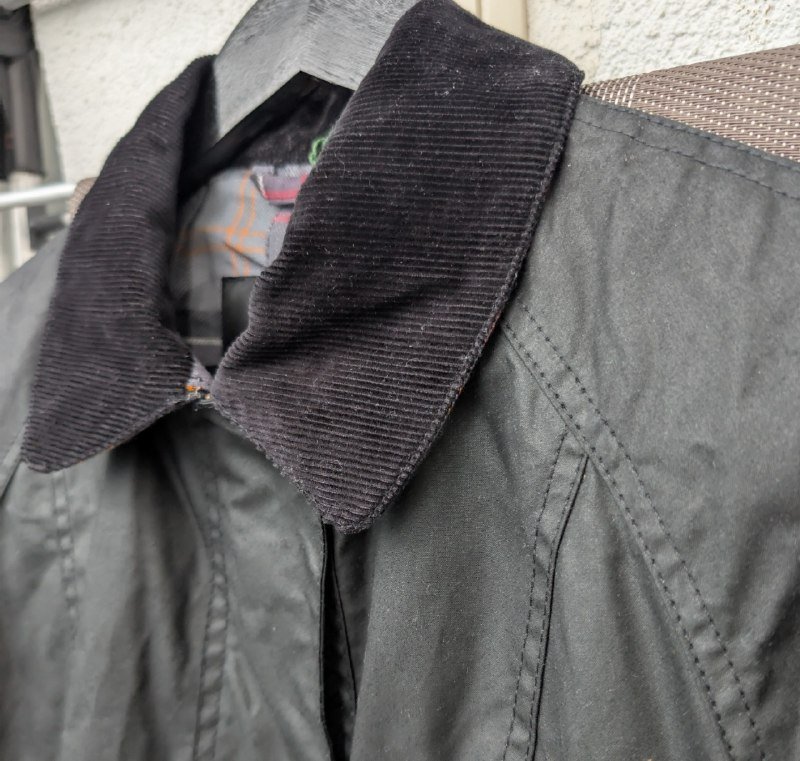 Женская куртка Barbour Beadnell Waxed Jacket размер M 4