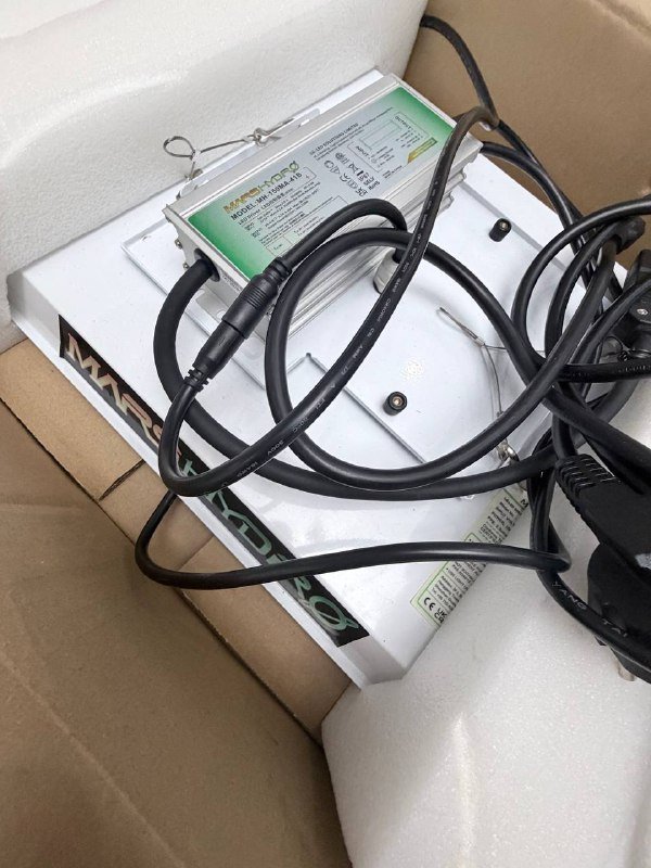 Гроубокс Snake Ray 120x120x200 и 2 лампы Mars Hydro TS 1000 9