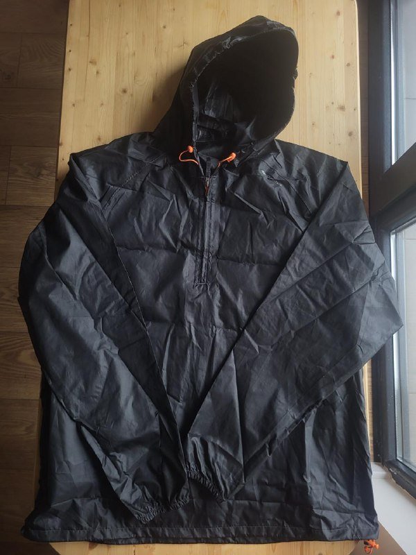 Мужская куртка ветровка черная с капюшоном