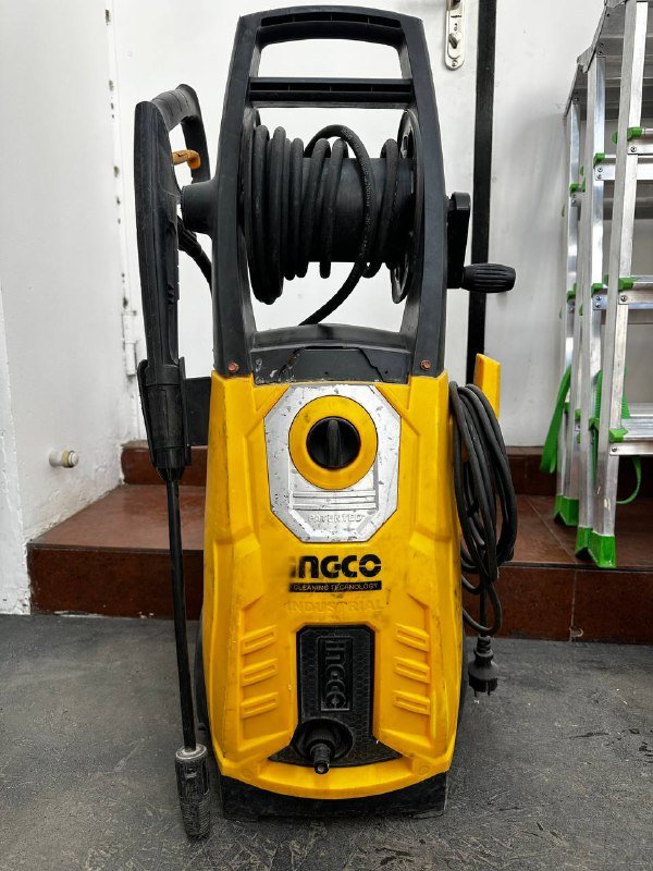 Мойка высокого давления Ingco HPWR28008
