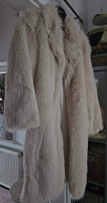 Шубка новая размер М 4