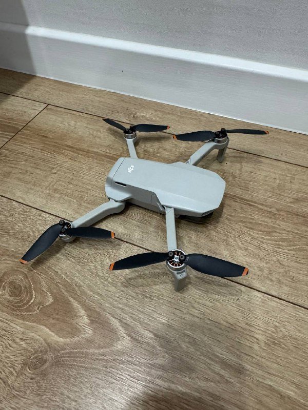 Дрон DJI mini 2 SE с пультом, 3 батареями и сумкой 2