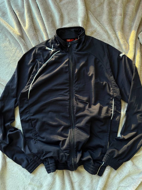 Винтажная рубашка Fjällräven Kånken, спортивные штаны Adidas, поло Chiemsee, и другое 4