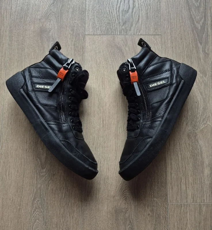 Ботинки Diesel, куртки Diesel и OVS Young 1