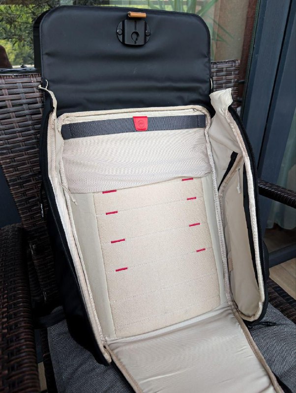 Рюкзак PGYTECH OneGo 18L 3