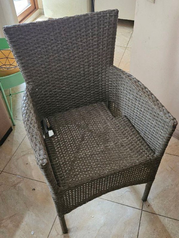 Стол Jusk, кресло Jusk, скамейка Jusk, столик IKEA, фонтан Jusk, светильник 3