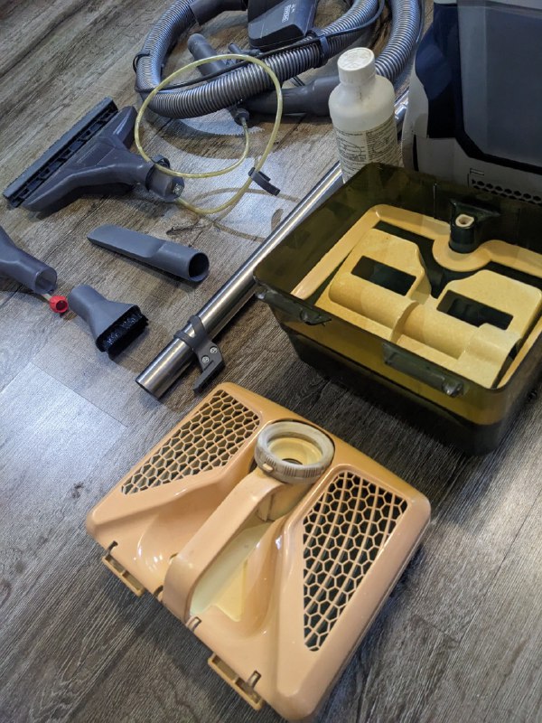 Моющий пылесос Thomas SKY XT AquaBOX 4