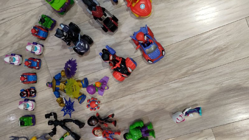 Коллекция игрушек Hasbro Марвел с открытыми масками 3