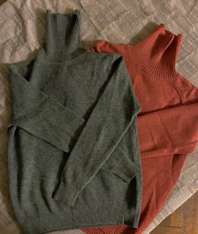 Women’s wool turtleneck sweaters 1
