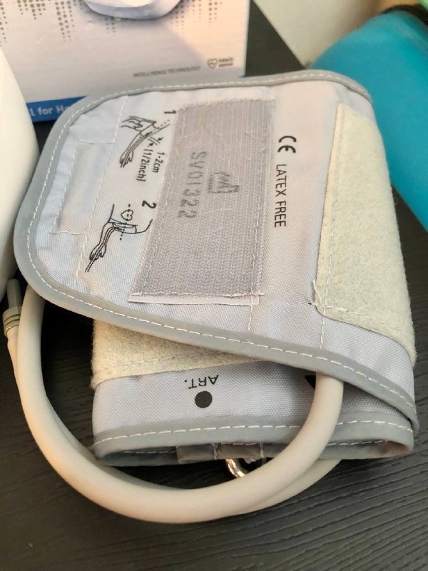 Тонометр Omron M1 Basic автоматический 2