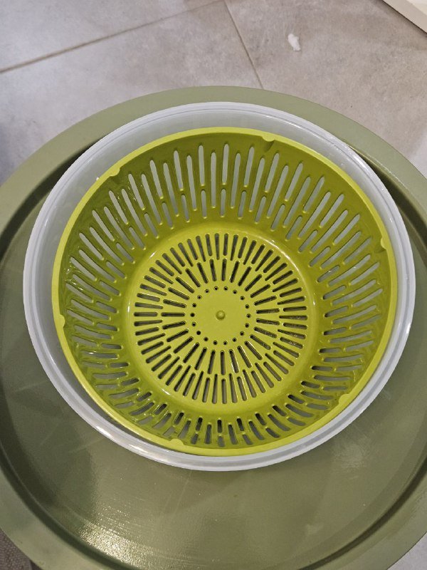 Зелёная сушилка для салата и зелени 2