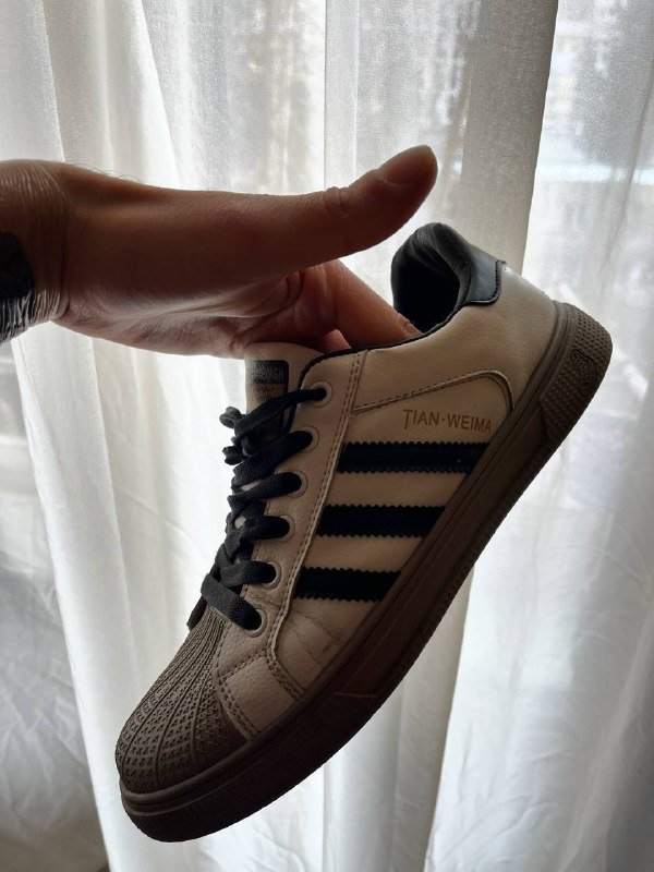 Мужская обувь зелёные адидас 43, бежевые адидас 44/43 4