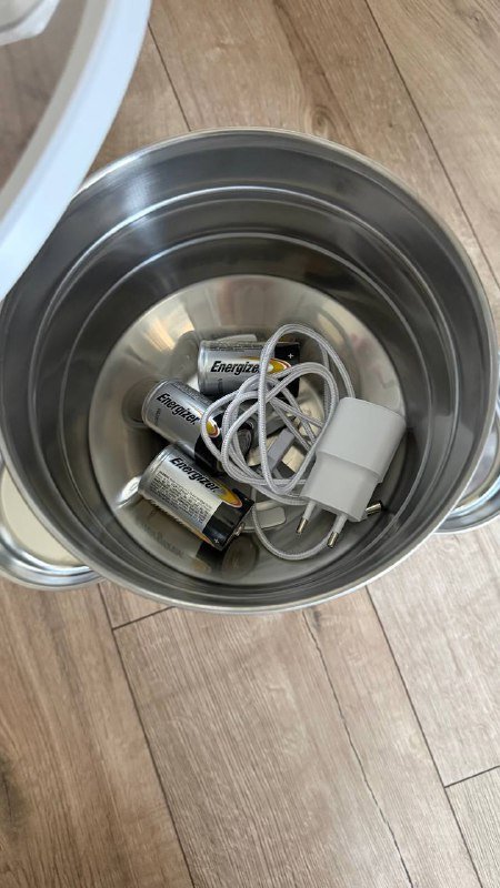 Автоматическая кормушка для кошек на 2 миски 2