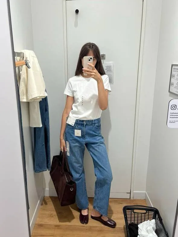 Голубые прямые джинсы UNIQLO женские 1