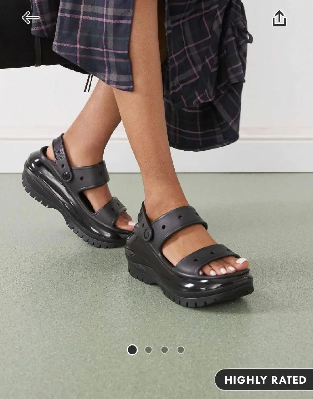 Сандали Crocs 1