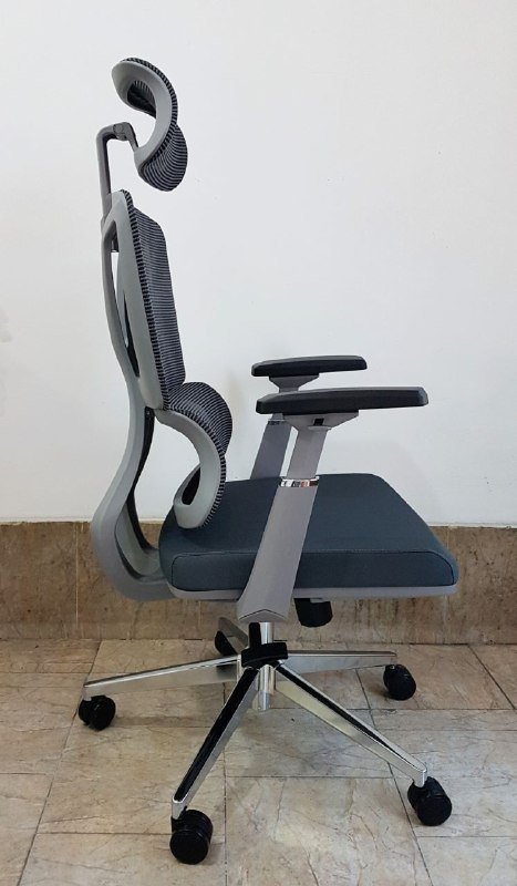 Компьютерное офисное кресло