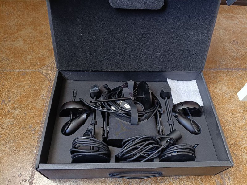 Набор Oculus Rift CV1 для виртуальной реальности