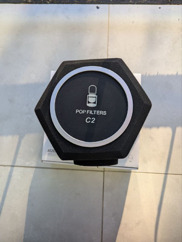 Audio-Technica AT2035 профессиональный студийный микрофон