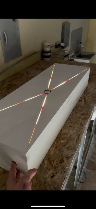 Раковина с подсветкой 2