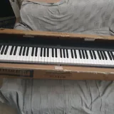 Цифровое пианино Yamaha P-145B 2
