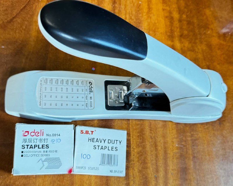 Лупа типографская, набор скальпелей, зажим для люверсов, нумератор, степлер, дырокол 5