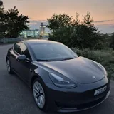 Tesla Model 3 1