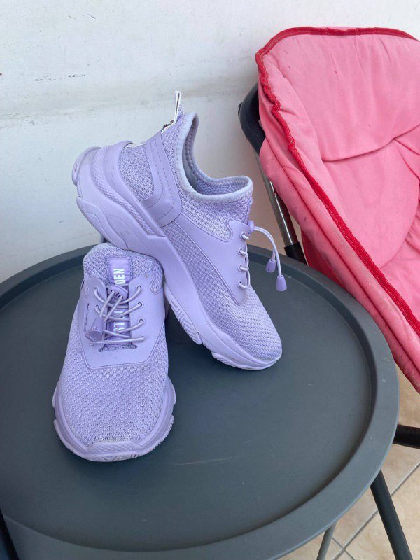 Кроссовки STEVE MADDEN 38 размер 3