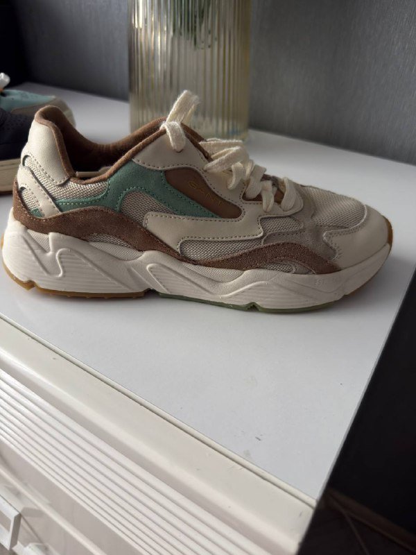 Кроссовки 38 размер