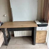 Стол, тумбочка 1