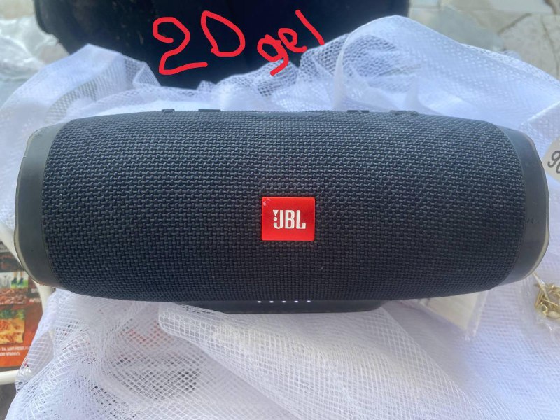Колонка Bluetooth JBL
