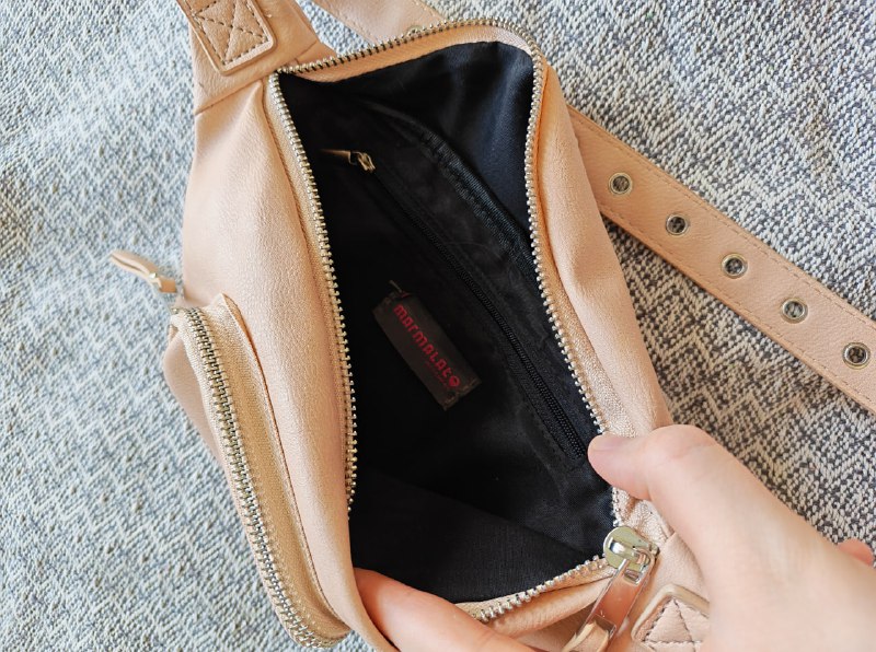 Очки, кулоны, сумка, косметичка, краска Estel 5