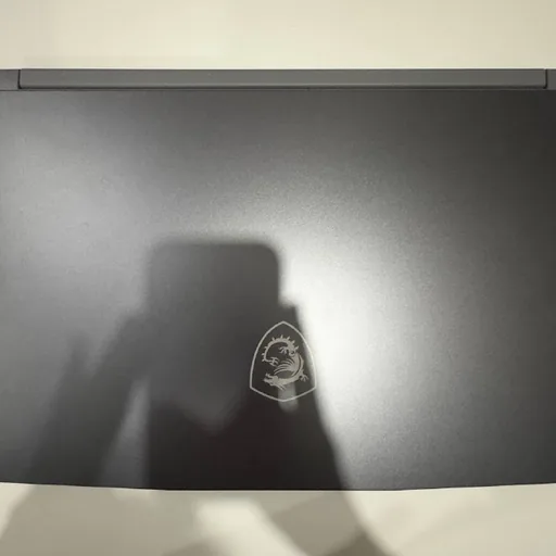 Игровой ноутбук MSI Thin A15