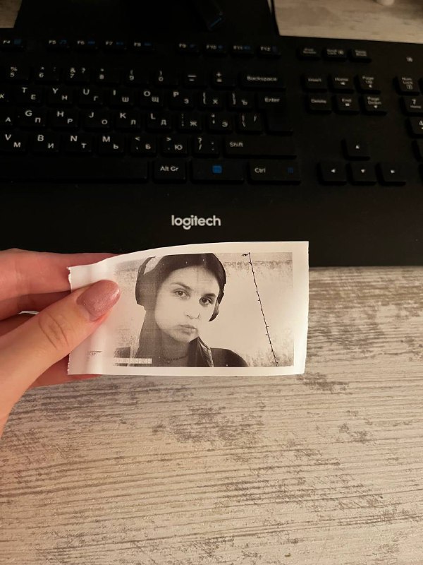 Фотоаппарат мгновенной черно-белой печати с 2 рулонами 2