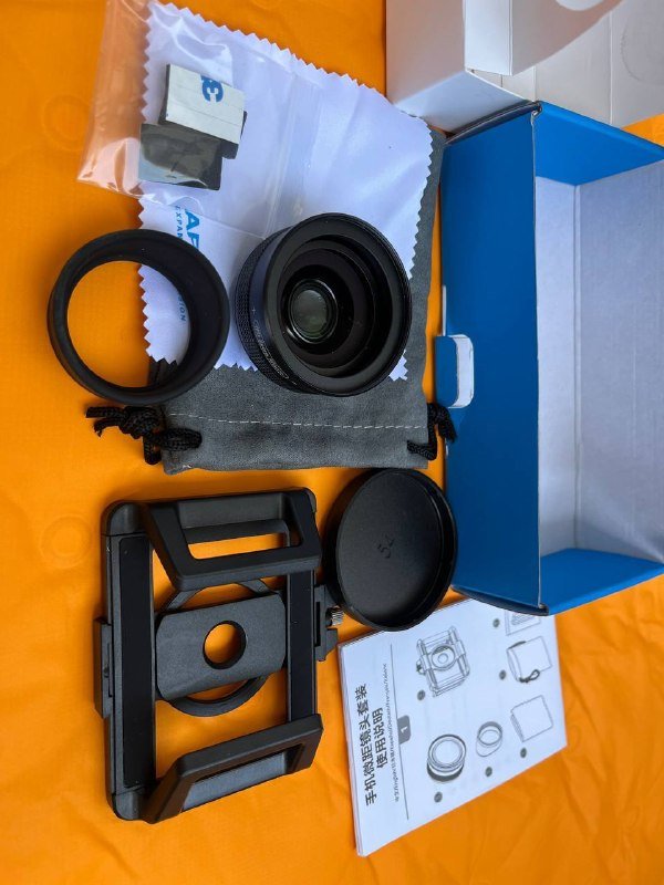 Макро линза Apexel APL-ZM100 для смартфона 3
