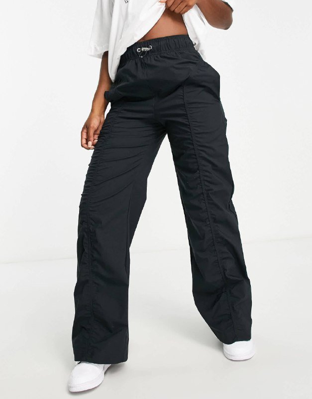 Nike cargo pants, Adidas шорты