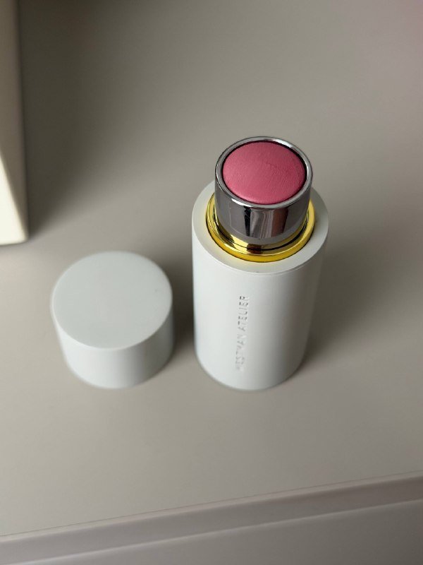 Румяна Westman Atelier Dou Dou