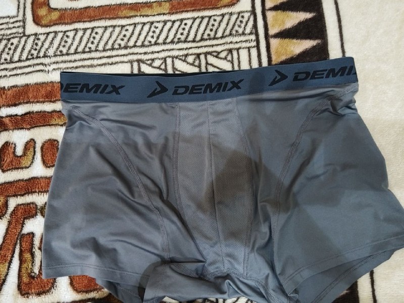 Кроссовки Adidas, тренировочные трусы 4