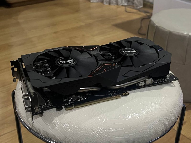 Видеокарта Asus ROG Strix Radeon RX 570 4GB GDDR5 OC Edition 2
