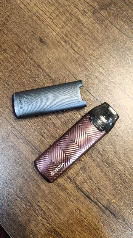 2 вейпа Voopoo