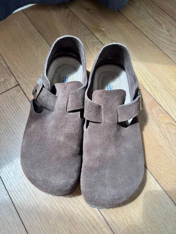 Birkenstock, Vans, Clarks, Ecco 1