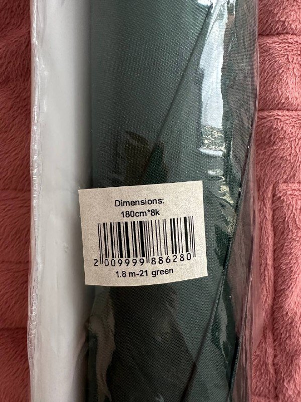 Пляжный зонт, крем для лица, эссенция, зажимы для укладки