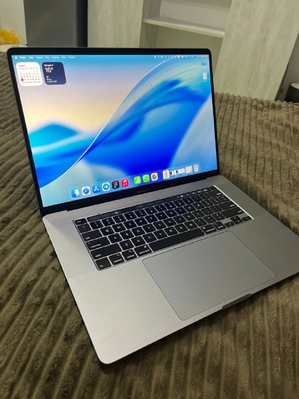 MacBook Pro 16 inch 2019, 32gb, 1tb, Core i7, AMD Radeon Pro 5300
